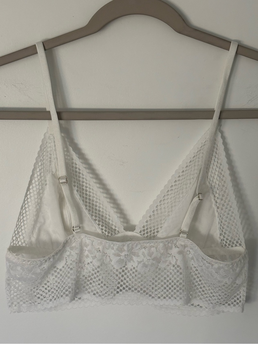 Cute Bralette Bundle (3) - Auden, Colsie, & Lace Triangle Bralette- Size Lg - Picture 15 of 15